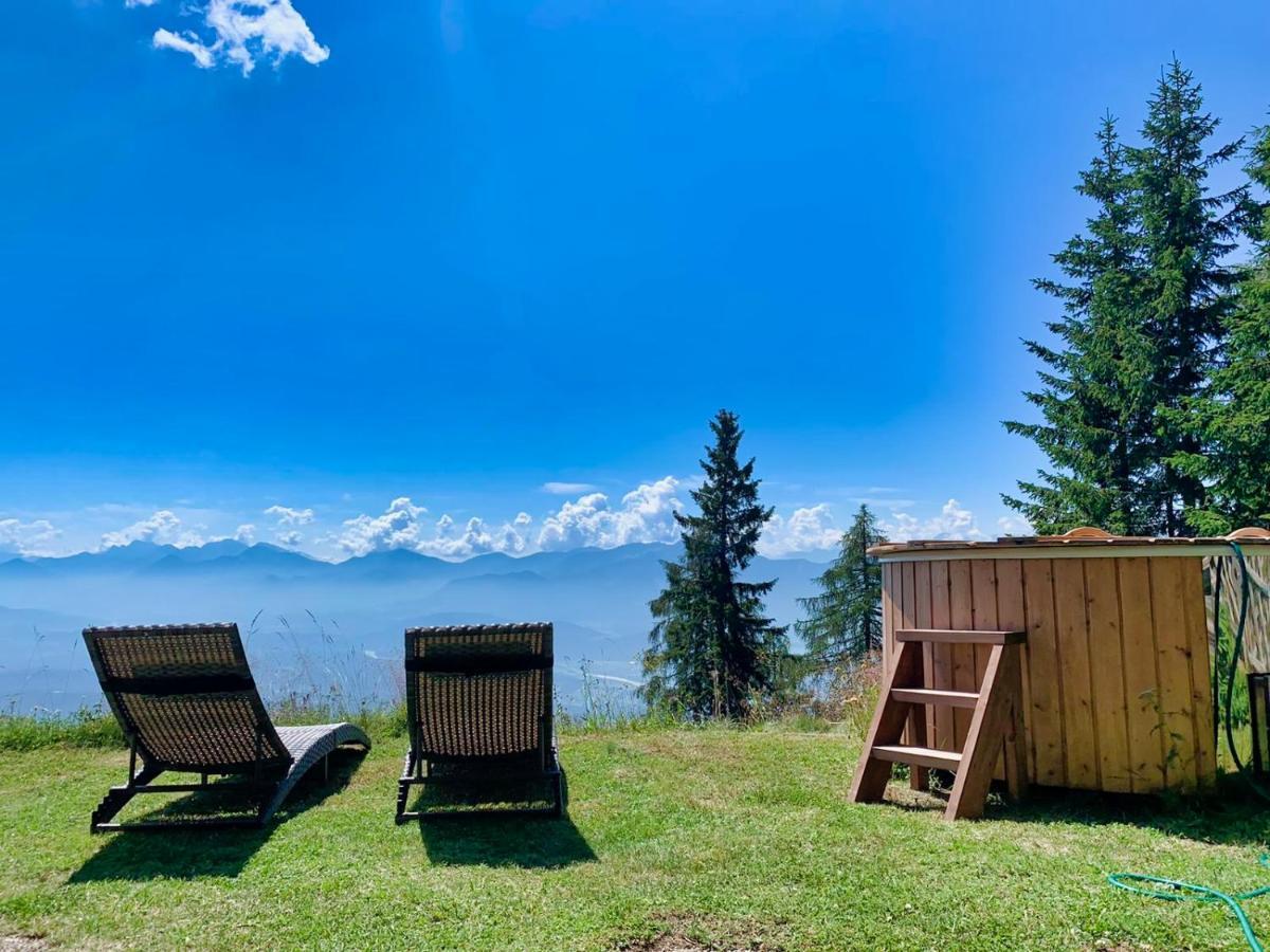 Chalet Petit Kanzelhohe Exterior photo